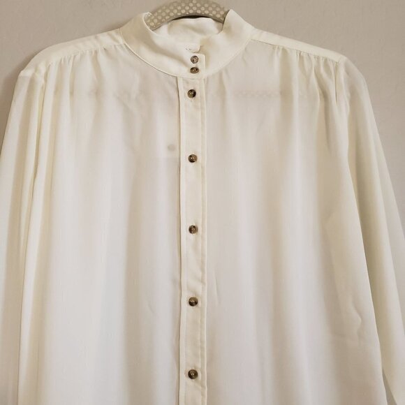 Everly Sheer long sleeve button down blouse size L NWT - Picture 3 of 9